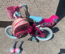 Girls bike