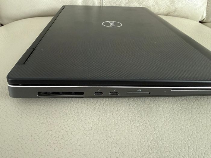 Dell Precision 7530 I7/16gb/256ssd/nvidia/win11