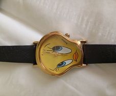 vintage 90 s Tweety bird watch