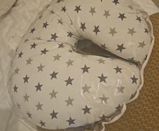 Breastfeeding pillow