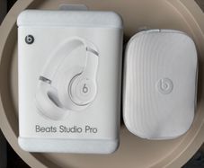 Beats Studio Pro (Matte White)