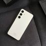 Samsung S24 Image 4