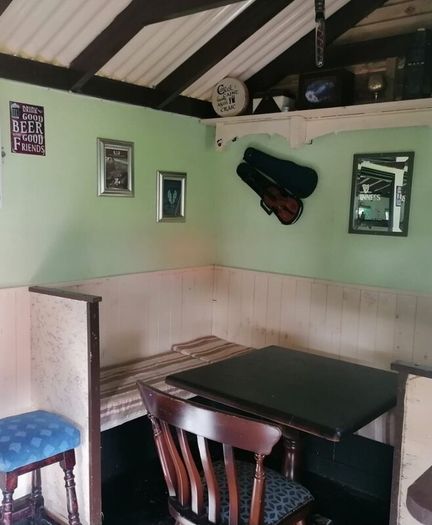 Mobile pub