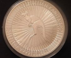 Australia 1 Dollar 2017 Kangaroo Coin