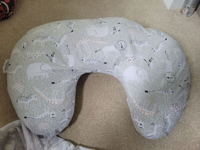 leo 4 in 1 nursing pillow