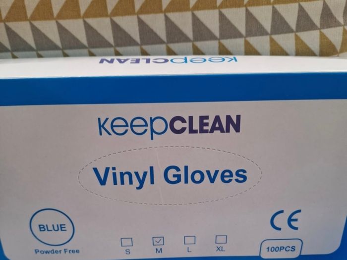 vinyl gloves