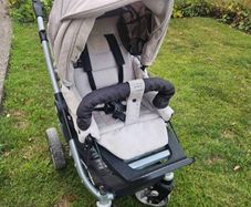 Teutonia travel system with accessories