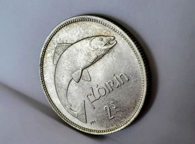1941 Ireland 2 Shilling silver coin High Grade