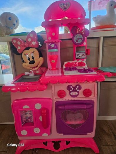 minnie mouse kitchen