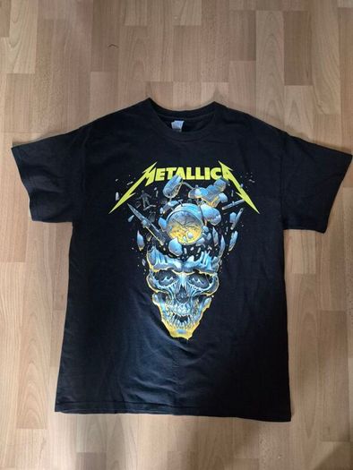 METALLICA M72 World Tour Broken Clock & Skulls Tour Medium 2023-2024 North American & EU tour