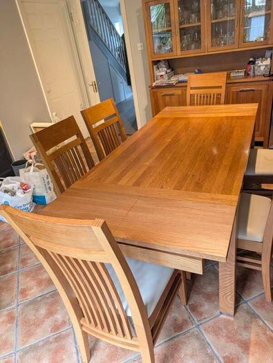 solid oak extending dining table and chairs