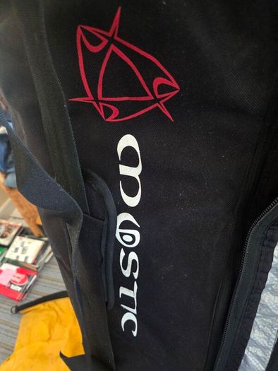 Kitesurf Travel Bag. MYSTIC brand. Very good condition. with wheels