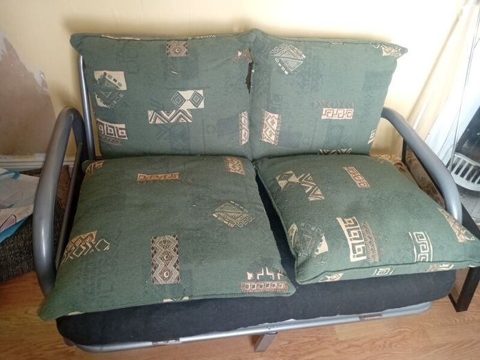Bed Settee
