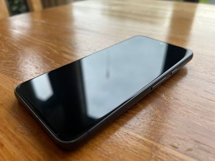 Google Pixel 8 128GB - Immaculate - Box, Cable, OtterBox + Extra Case