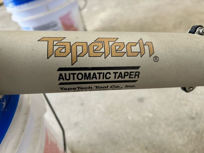 Drywall Automatic tapers