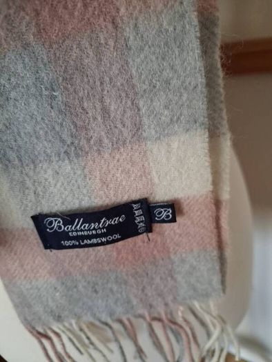Beautiful Soft Scottish Lambswool Scarf