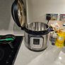 Instant Pot (5.7L) Image 2