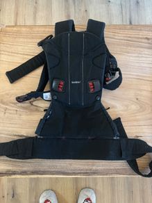 BabyBjorn Baby Carrier One