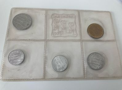 San Marino 1975 Coin set
