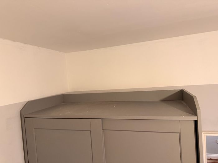 Hauga Wardrobe
