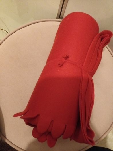 Cosy red throw
