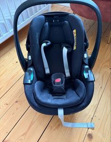 Maxi cosi pebble 360 pro (car seat and isofix base).