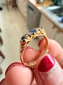 Antique Sapphire and Diamonds 18k gold ring