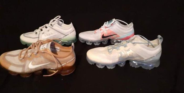 Nike Wmns Air VaporMax 2019 'Phantom Volt' UK-7.5/EUR-42 AR6632 104 Summit White/Phantom-Black-Summit White-2019