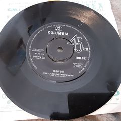 irish pressed single,  the Caroline showband