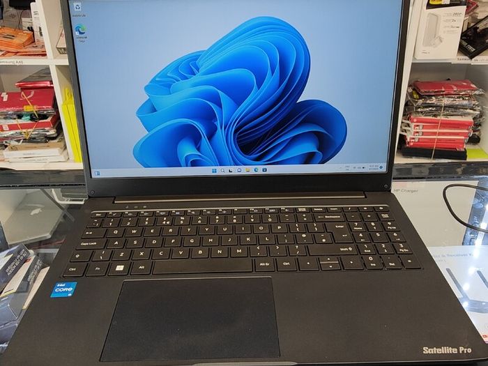 Toshiba Dynabook Satellite Pro C50 Core i5-1135G7 (11th Gen) 16GB 500GB SSD 15.6 Inch FHD Windows 11 Pro Laptop
