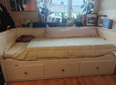 Ikea Hemnes Day Bed