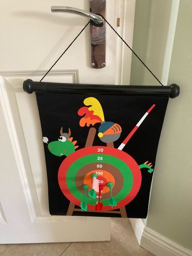Safe magnetic darts for kids