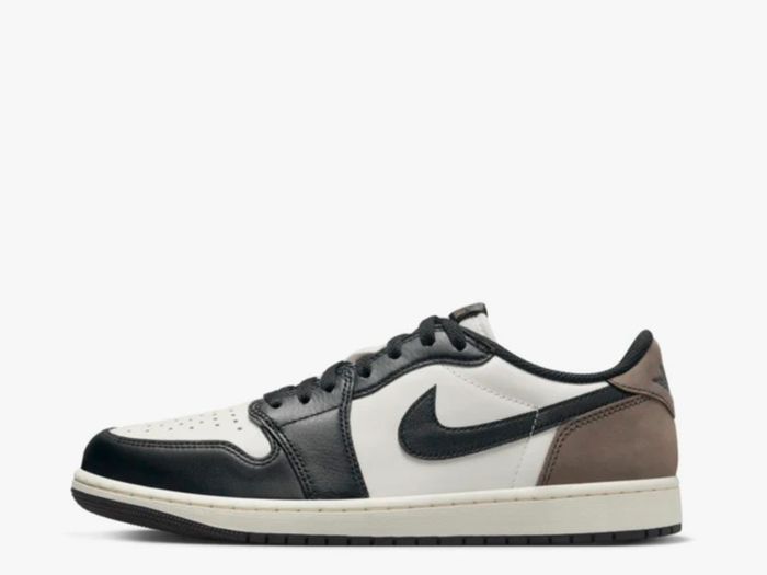 Nike Air Jordan 1 Low Mocha UK 11 Deadstock