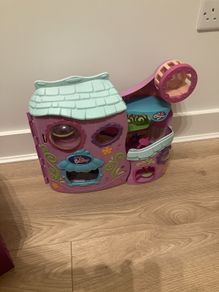 Littlest pet shop house