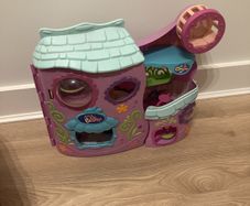 Littlest pet shop house