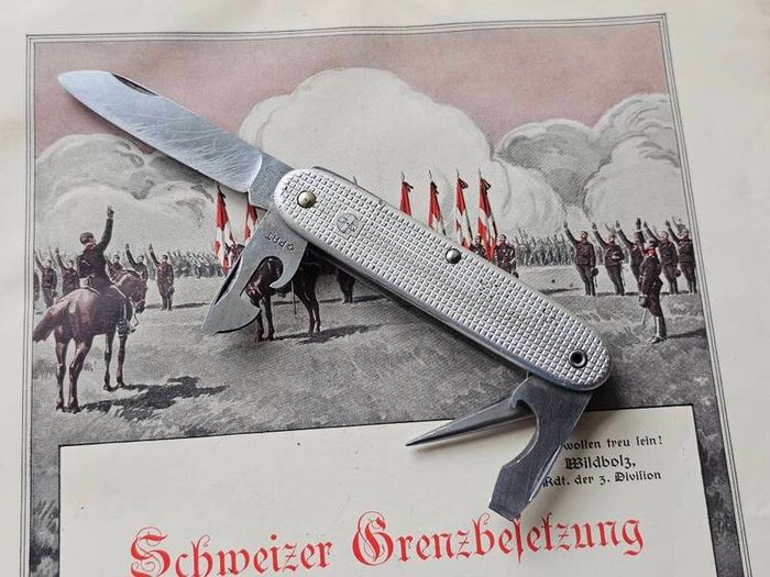 Vintage Wenger Alox Soldier Original Swiss Army Knife Issued year 1972 Discontinued Model Collectable