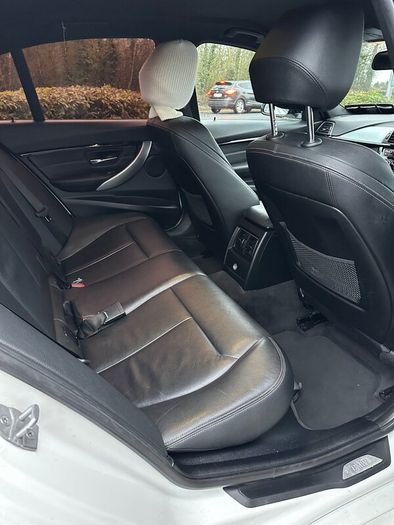 BMW 330e M Sport 2016