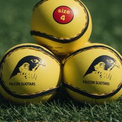 Sliotars, Size 4, Size 5, Quick Touch, Smart Touch. Top quality premium Sliotars Hurling Balls