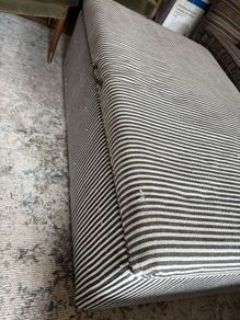 Large blanket box
