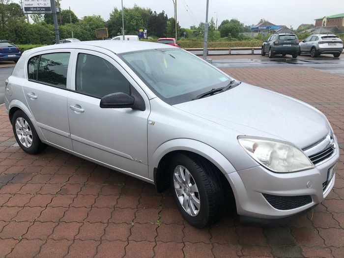 2008 Opel Astra
