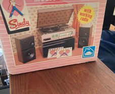 sindy music centre unusual item boxed