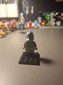 Commander gree with tan leg strap