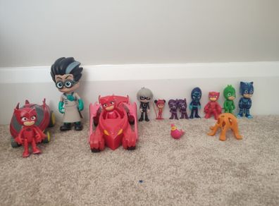 PJ Masks figures