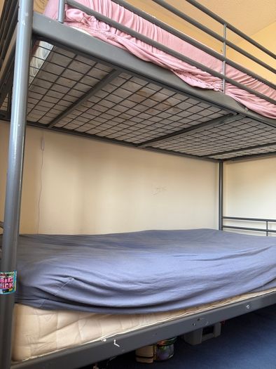 bunk bed