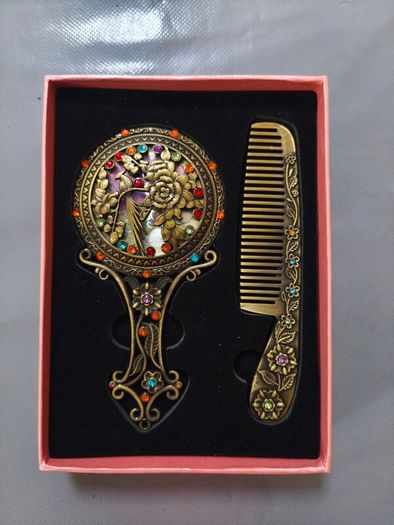 vintage comb