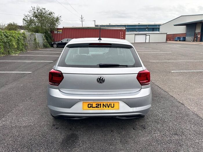 Volkswagen Polo 2021