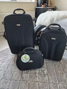 Suitcases matching set