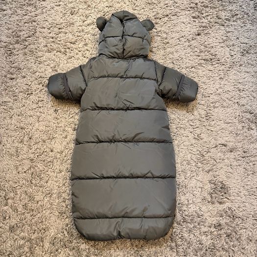 Baby footmuff / onesie for pram