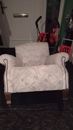 Antique Horsehair-Filled easy Armchair