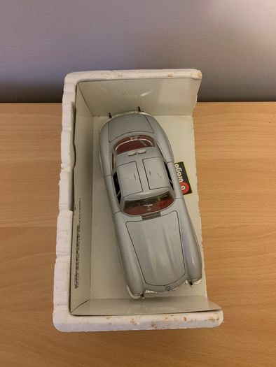 1955 Mercedes Benz 300 SL Mille Miglia 1/18 Burago Model Car